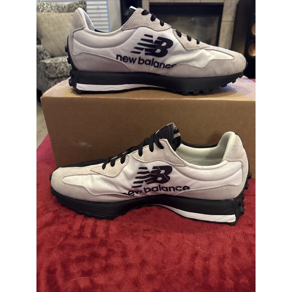 AUTHENTIC New Balance 327 Mens Shoes Size 13 White/Black MS327BW1 EXCELLENT - Picture 4 of 9